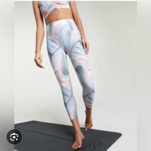 Calia Carrie Underwood Energize Collection Swirl Pattern Leggings Size M